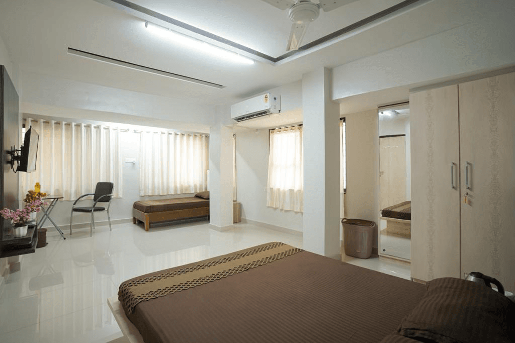 Duplex Serviced Apartment Bedroom - Vashi - 14