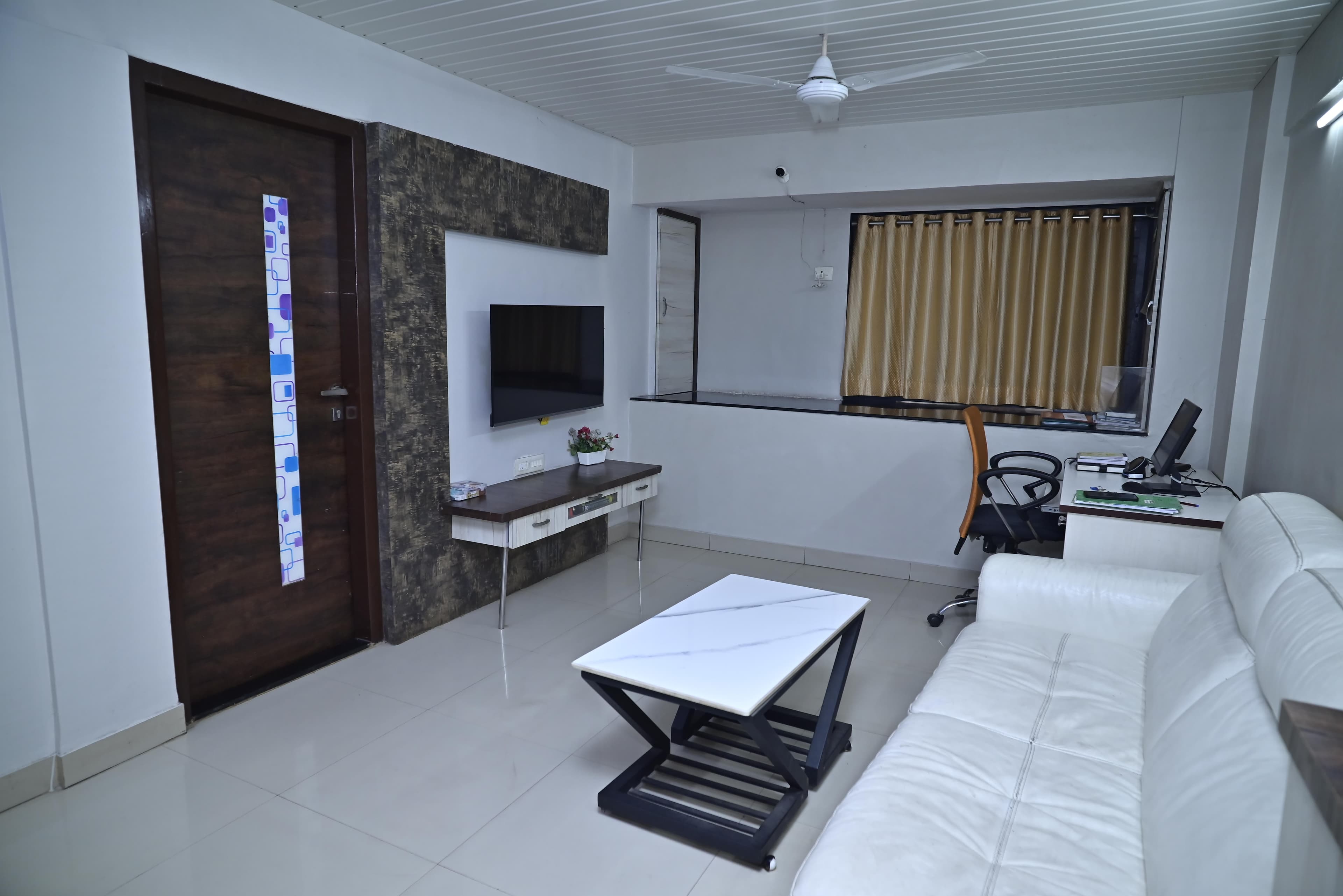 Duplex Serviced Apartment Executive Bedroom - Vashi - 5