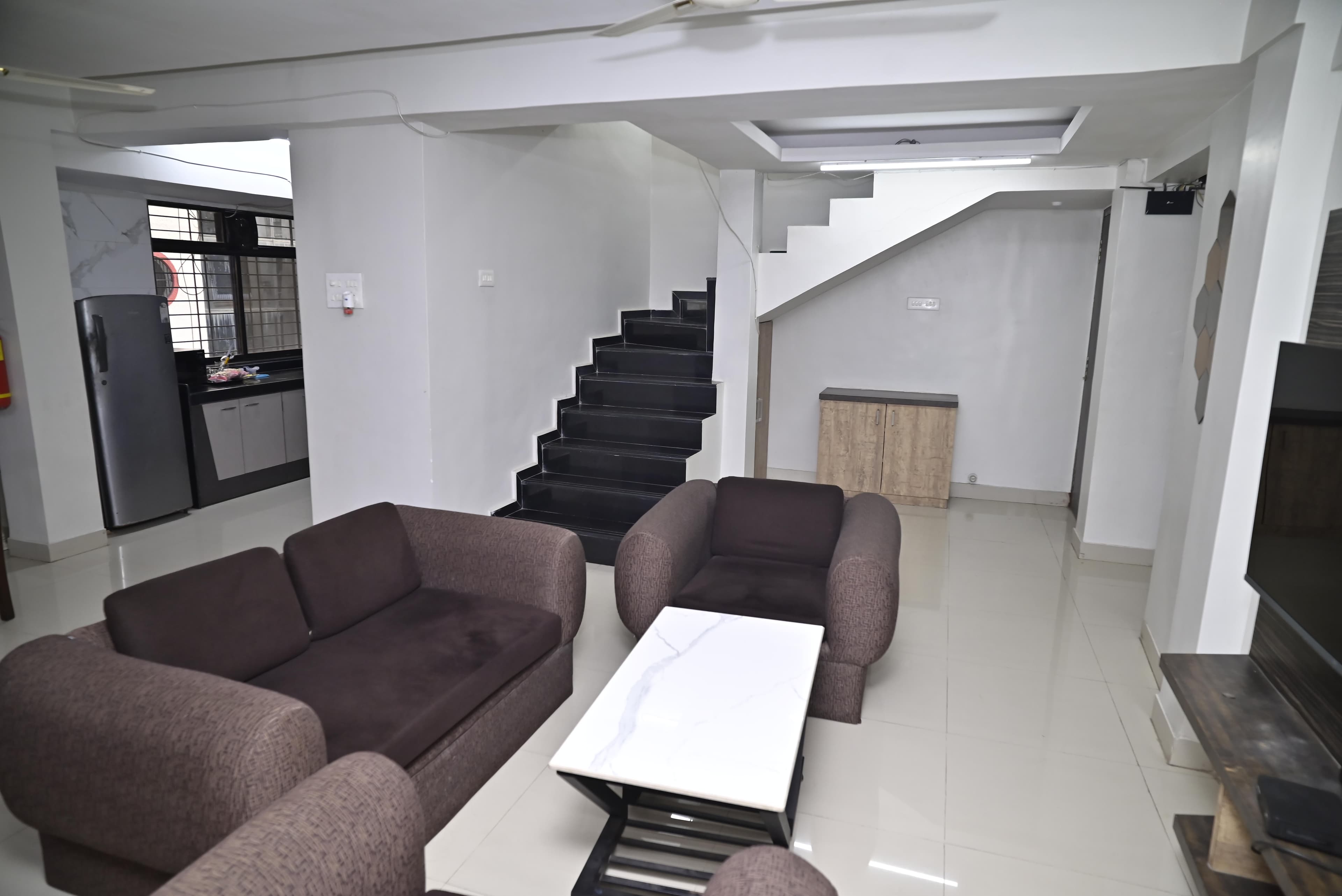 Duplex Serviced Apartment Bedroom - Vashi - 25