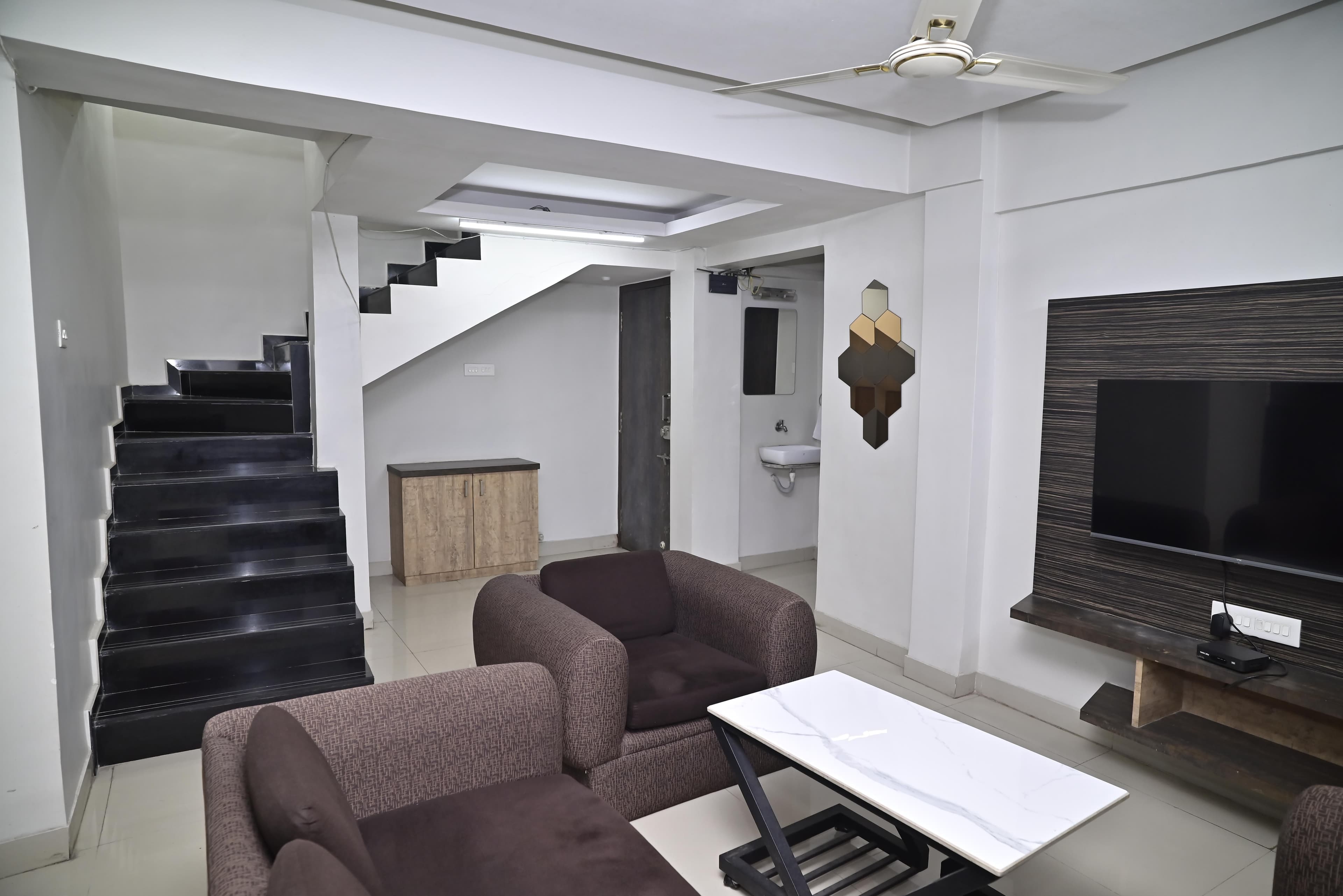 Duplex Serviced Apartment Bedroom - Vashi - 26