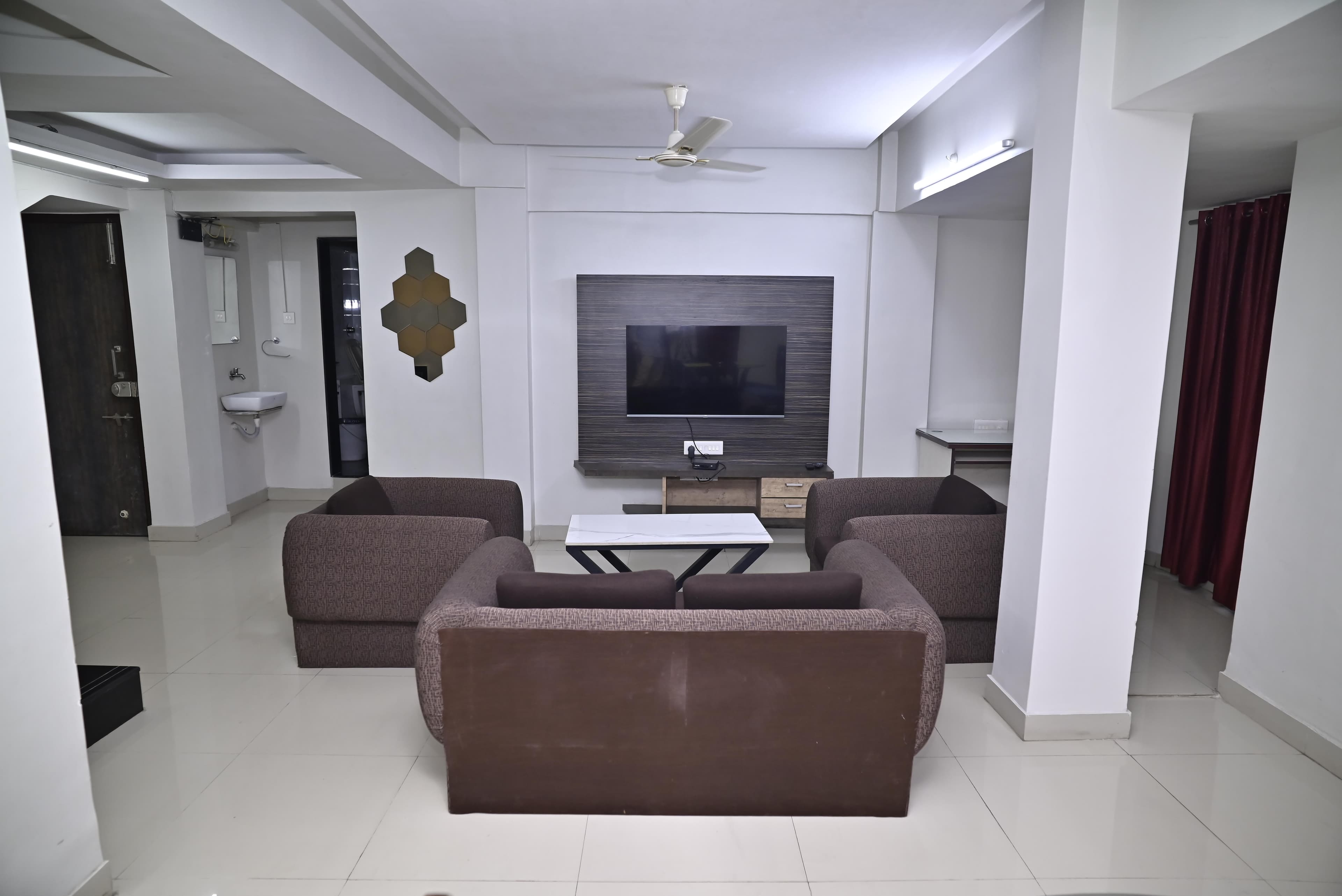 Duplex Serviced Apartment Bedroom - Vashi - 29