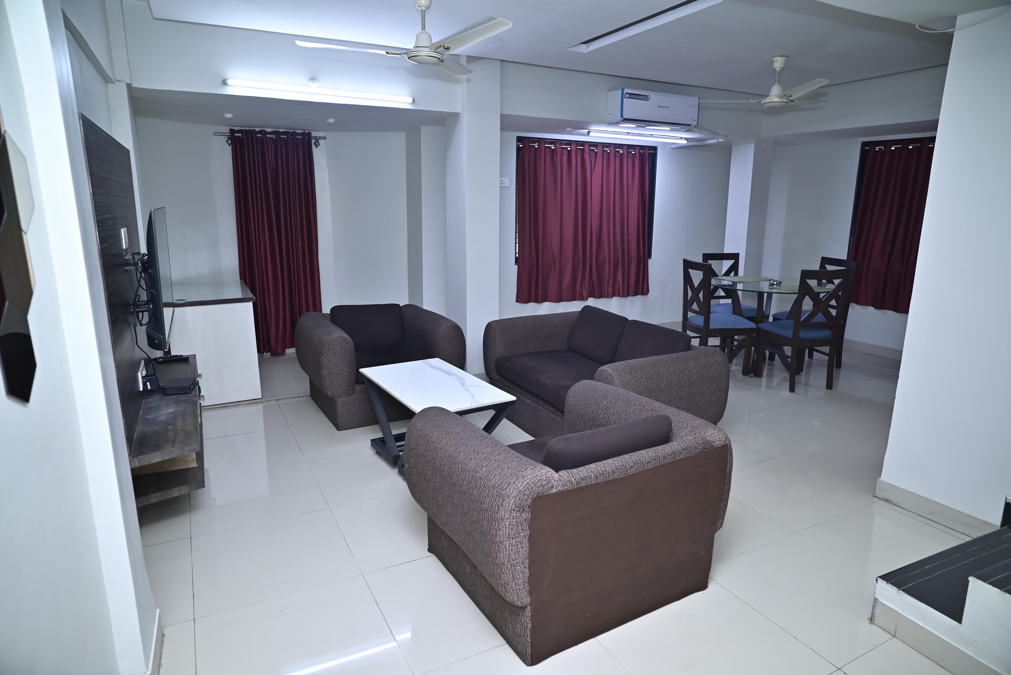 Duplex Serviced Apartment Bedroom - Vashi - 30