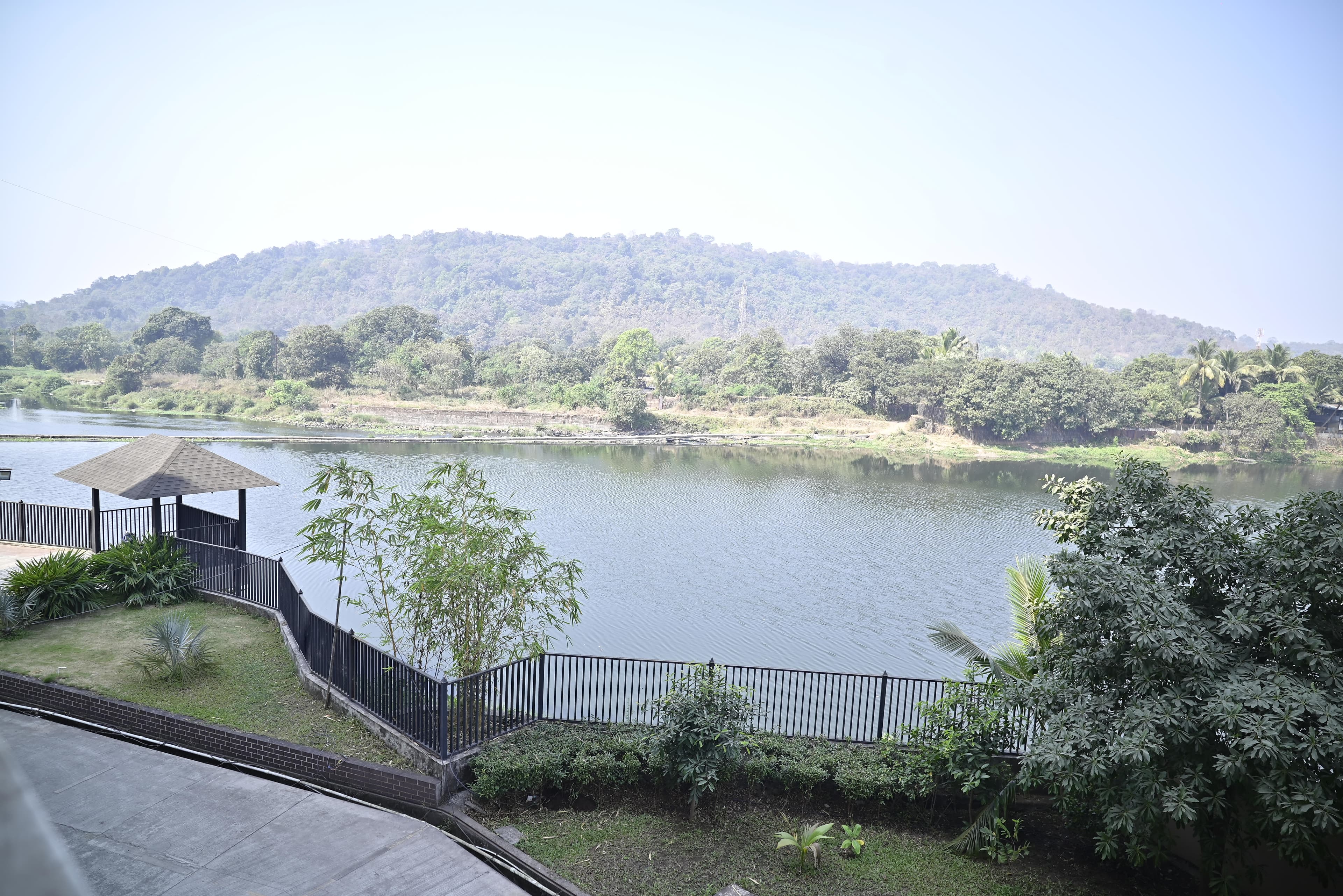 River Front 2BHK Apartment By Sparks Fly - 7