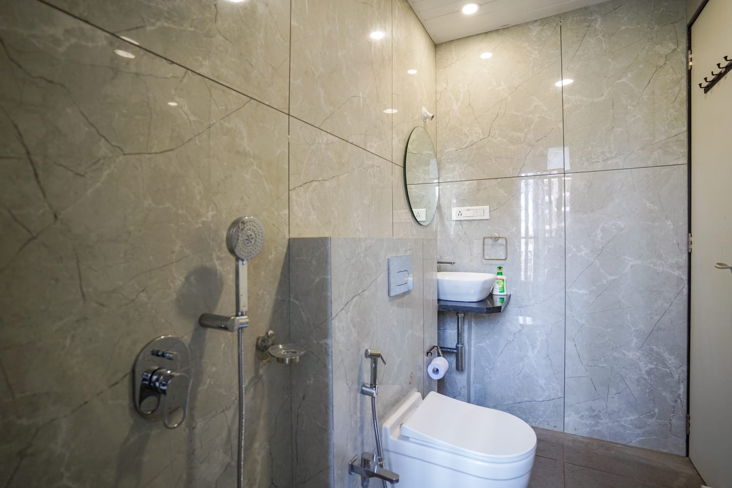 Kharghar Bathroom 4