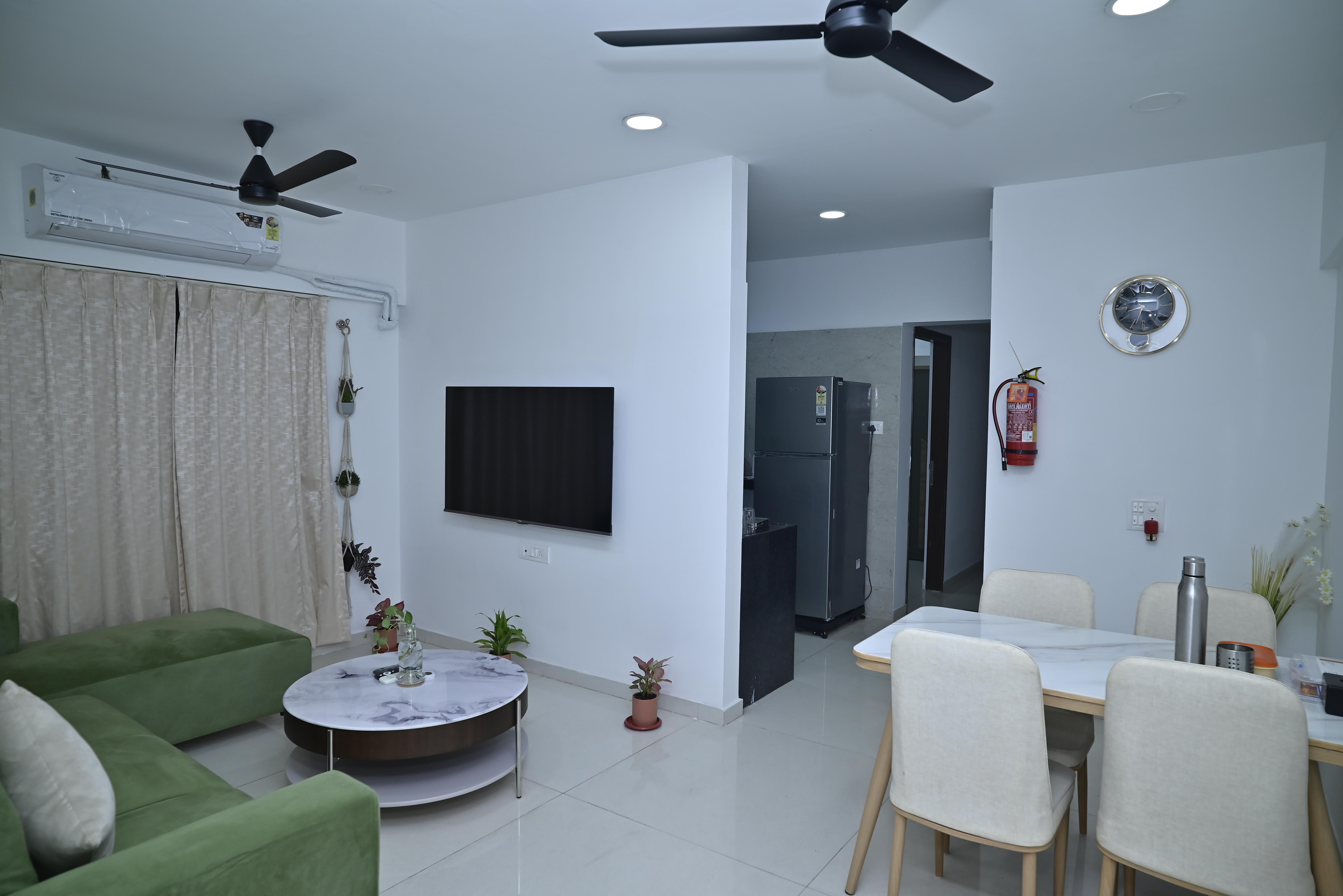 Powai 2BHK Bedroom